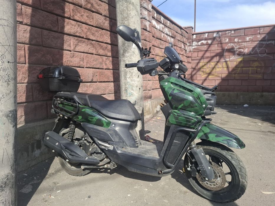 Продам мопед Танк 180куб