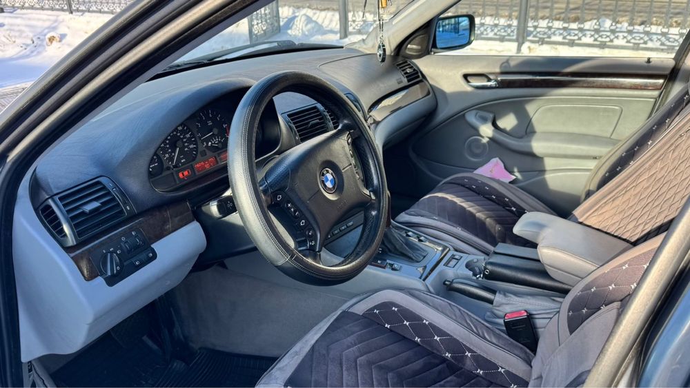 Продам BMW e46 2002 год