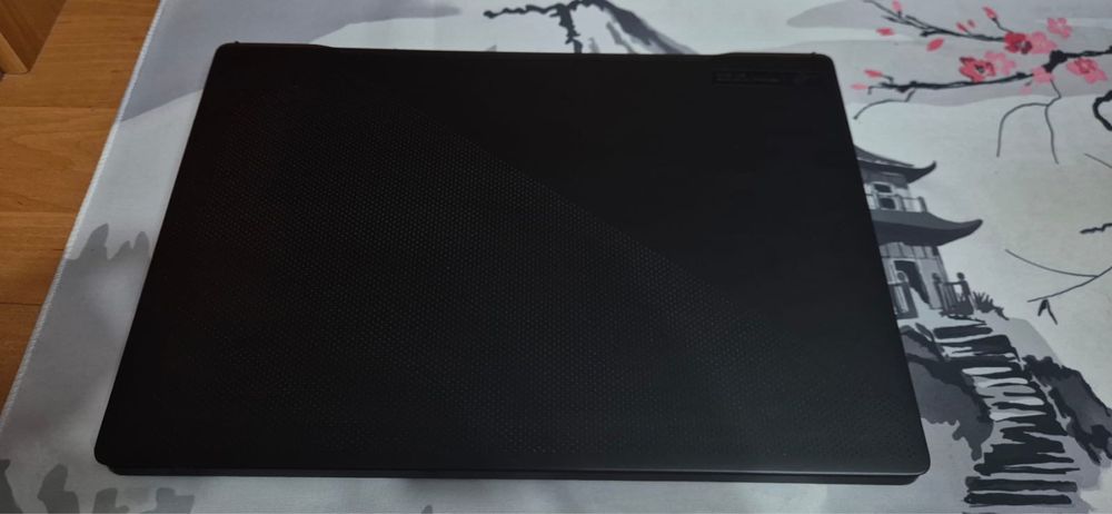 Ноутбук Asus ROG Zephyrus M16