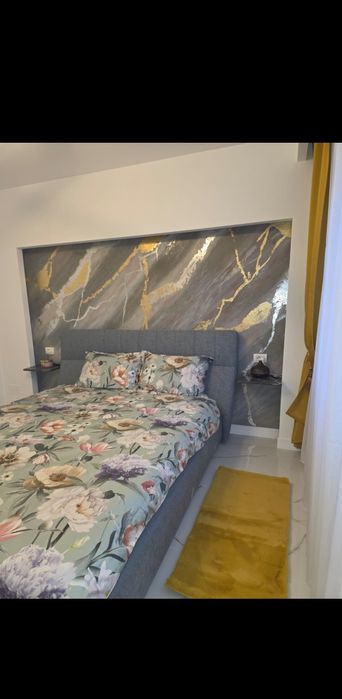 Vand apartament renovat complet