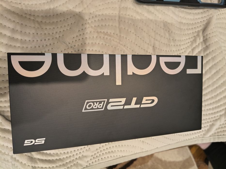 Telefon: Realme GT 2 Pro