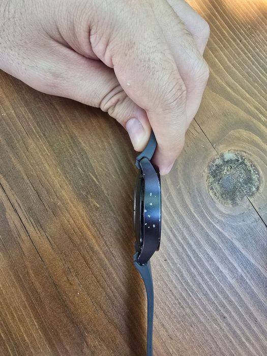 Продавам Samsung watch 6