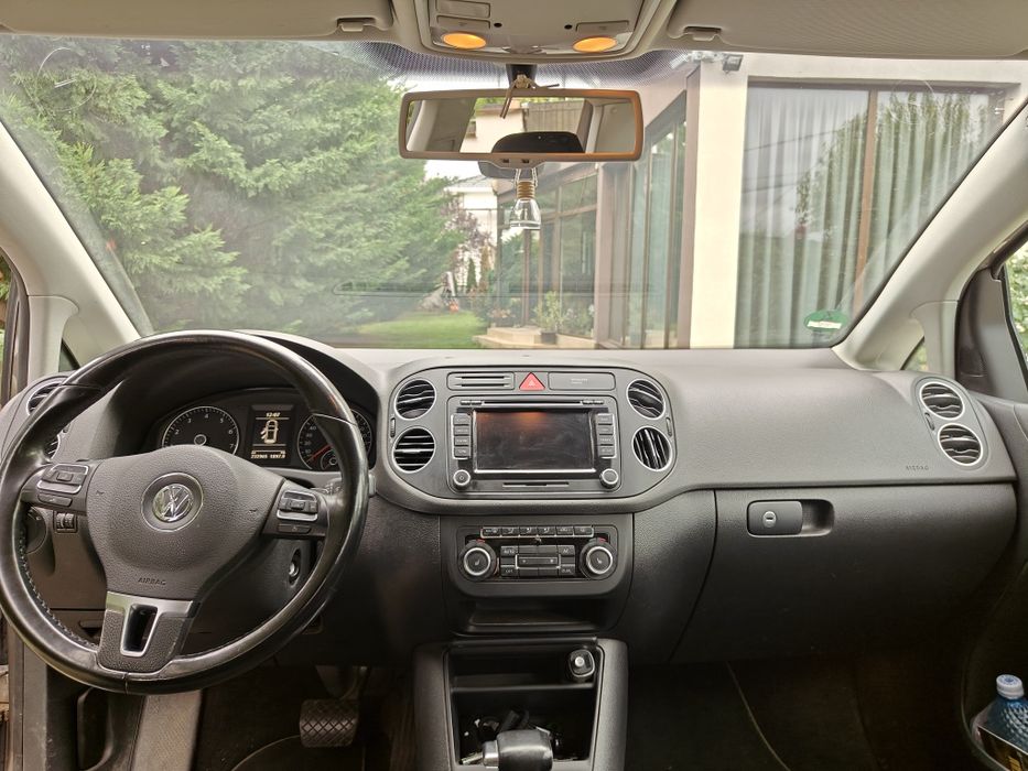 VW Golf Plus 1.4 TSI 122 CP AUTOMATĂ | Park Assist | Senzori | Scaune încălzite