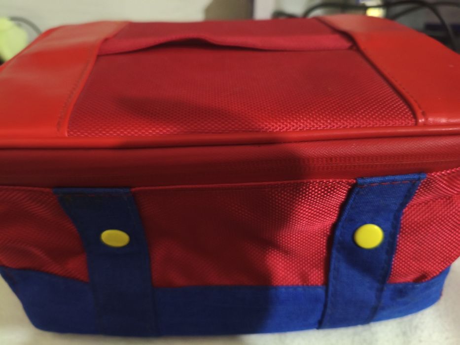 Продам Nintendo Switch OLED чипированный