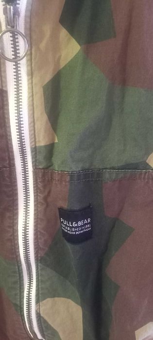 Тънко яке PULL&BEAR