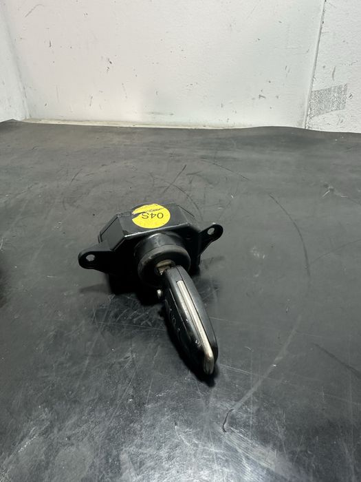 Contact cu cheie Audi Q7 4LB 3.0 TDI V6 4F0909131E