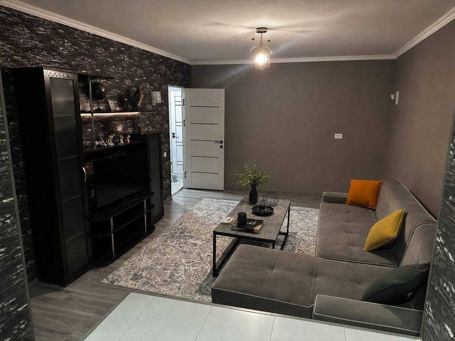 2-комнатная квартира, 40 м², метро Олмос — аренда