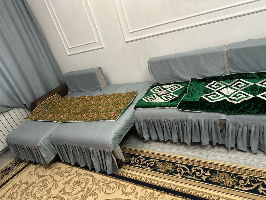 Продам диван на гостинную