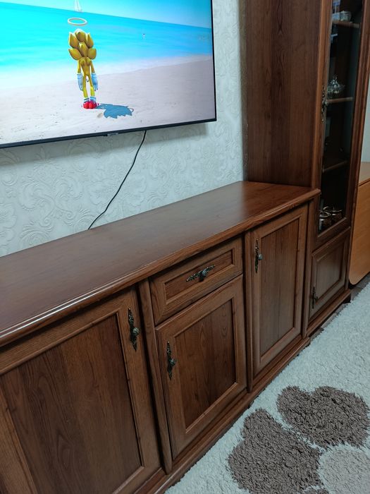 Продам комплект мебели