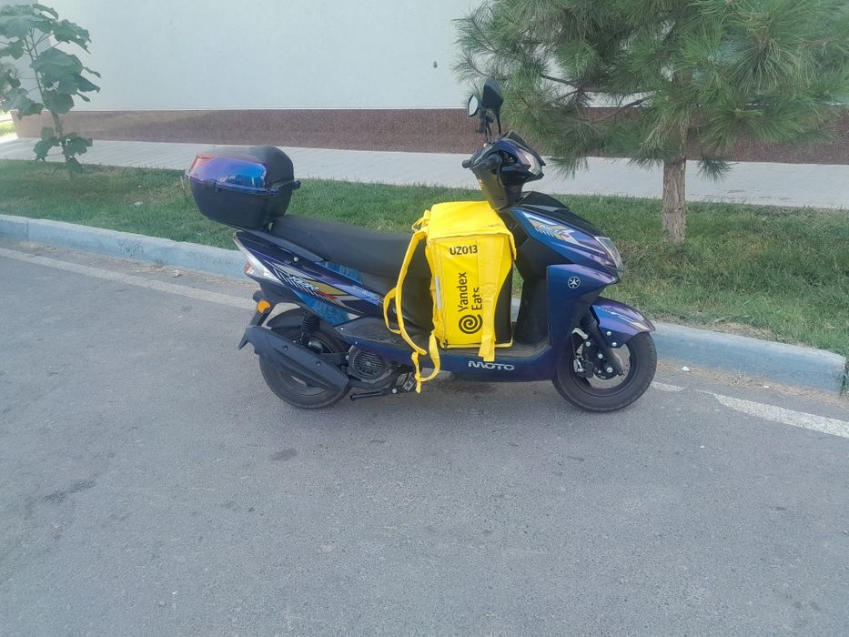 Skutir sotiladi yangi 1 oy haydaganman benznli dakementi bor