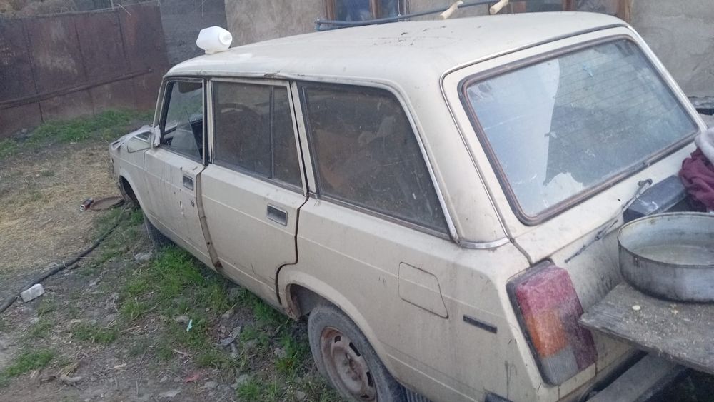 Машина на запчасти