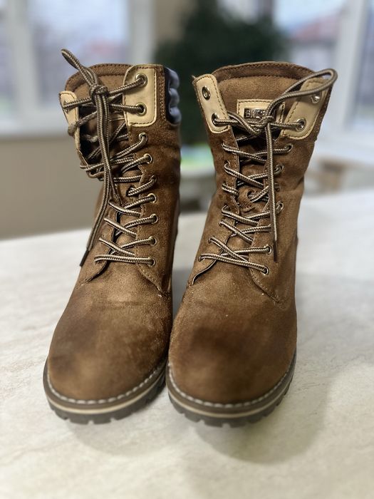 Кафяви дамски боти