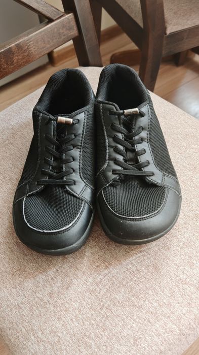 Кроссовки размер 37