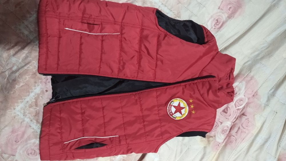 Елече и суичър на ЦСКА