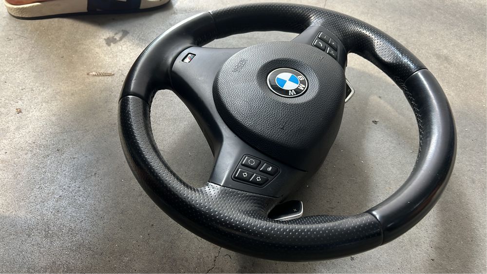 Volan bmw mp m cu padele e90 e91 e92 e93 x1 e84 e82