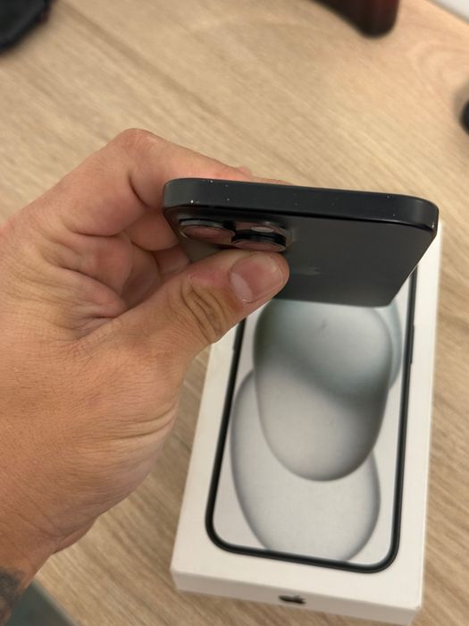 iPhone 15 black 256GB