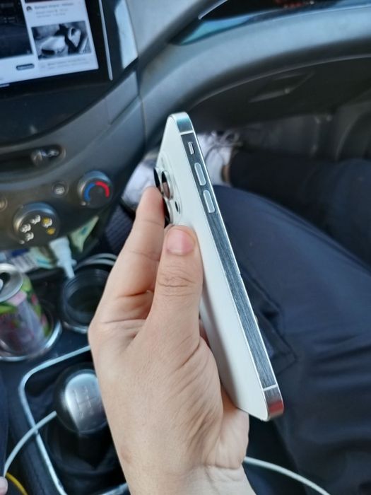 Iphone xs 16 pro korpus taqilgan