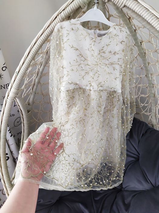 Нарядное платье на девочку