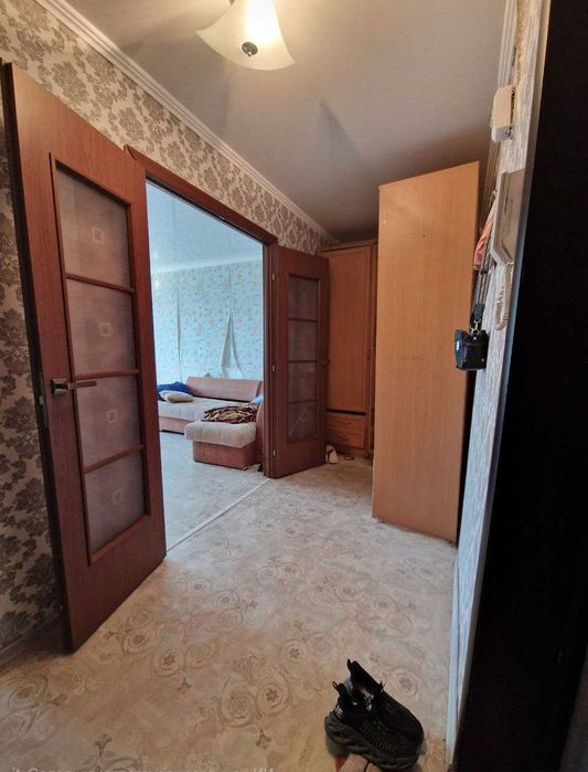 продам  1 ком.квартиру 7 мкр