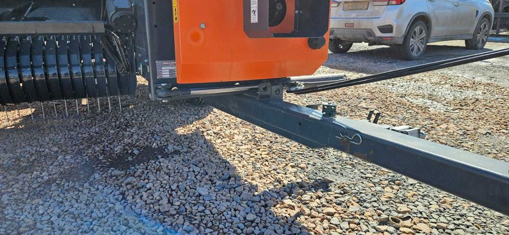 Пресс-подборщик тюковый