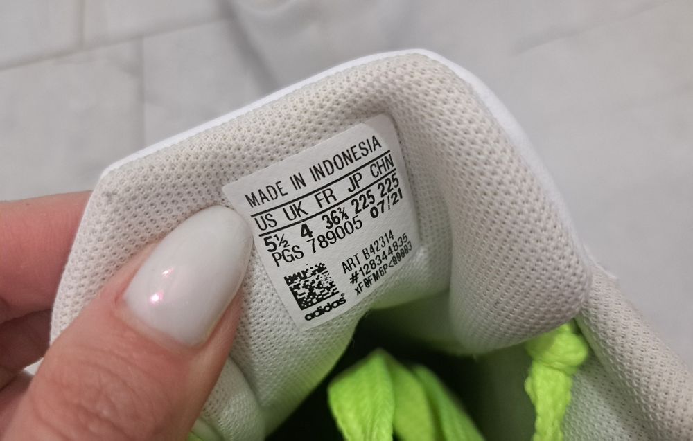 Оригинални маратонки Adidas