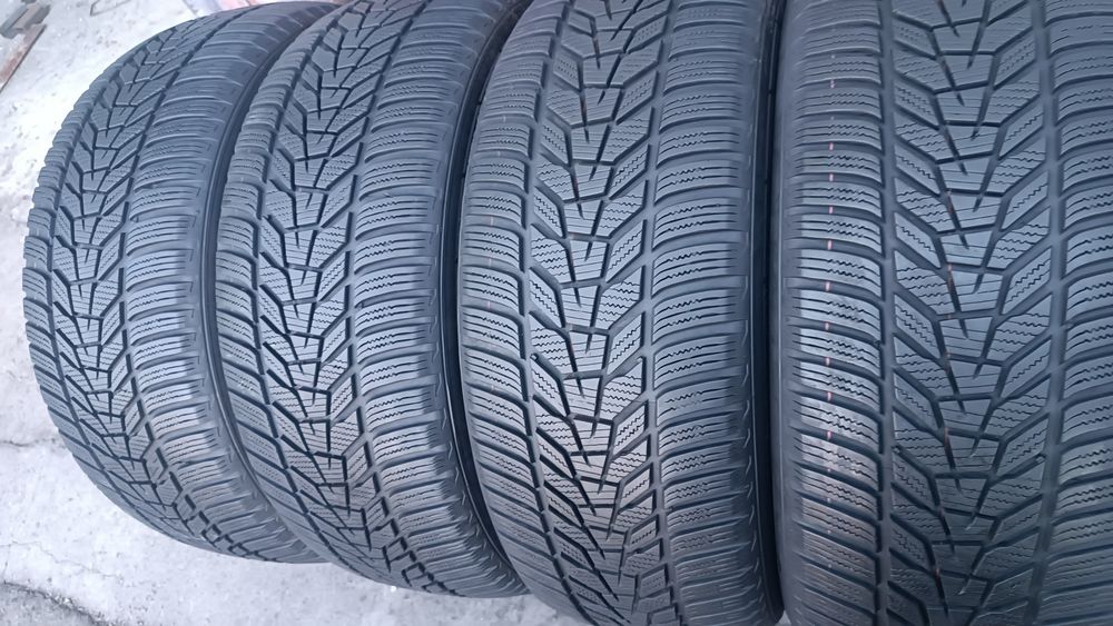 235/55/18 Hankook