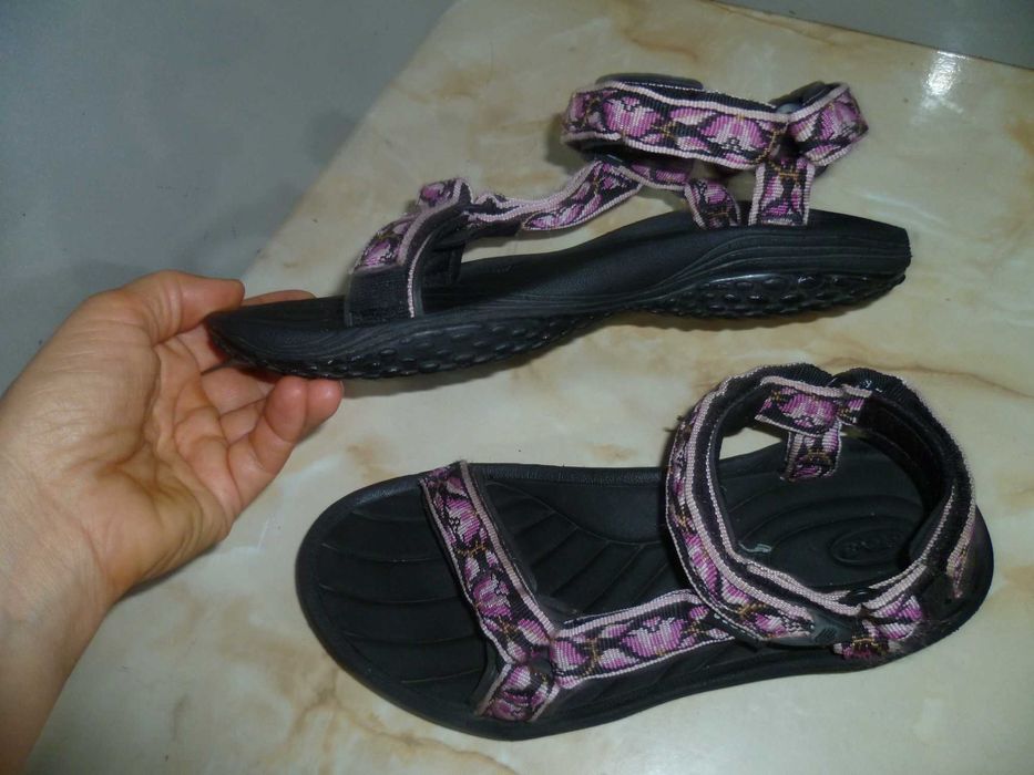 TEVA сандали №38