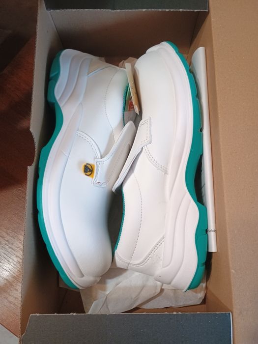 Предпазни професионални обувки