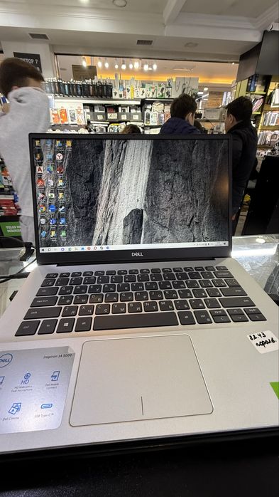 Ноутбук Dell идеал