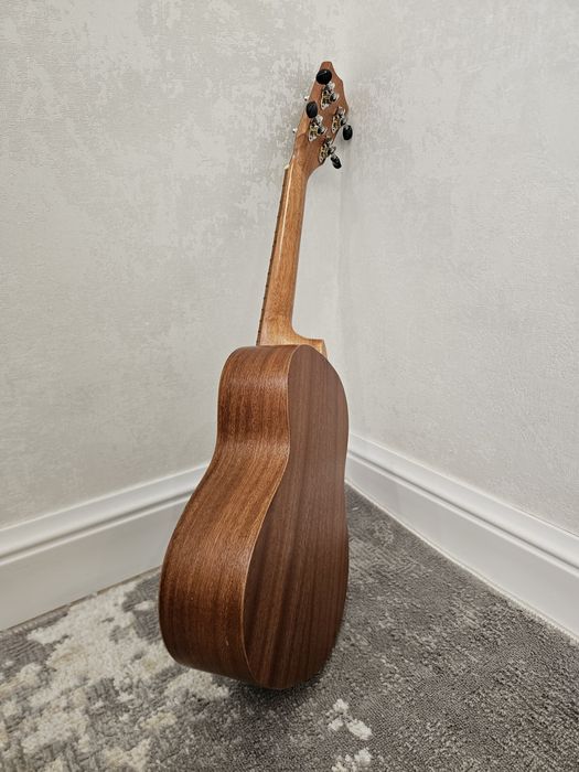 Концертная укулеле Flight NUC-310