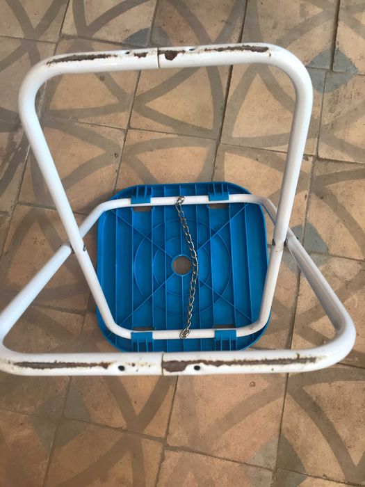 Складные табуретки