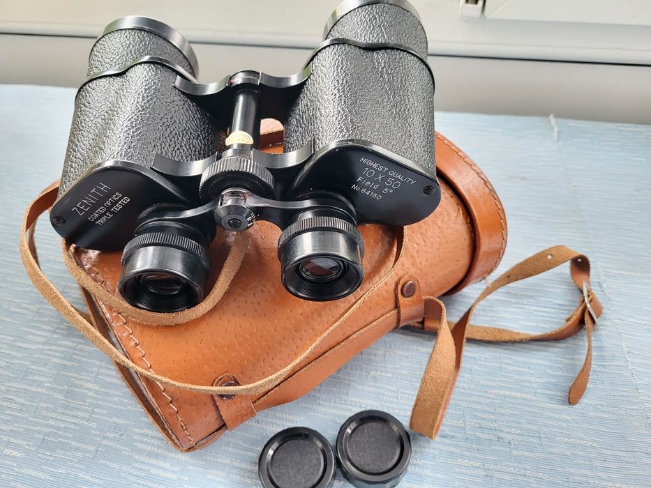 Binoclu ZENITH 10×50 nou