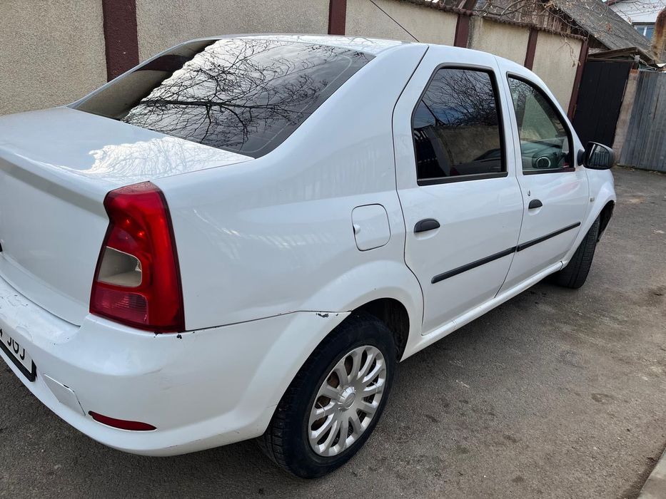 Dacia Logan  GPL