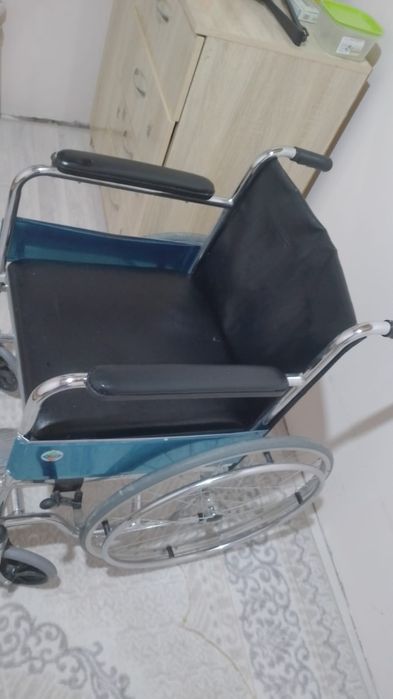 Инволидны коляска
