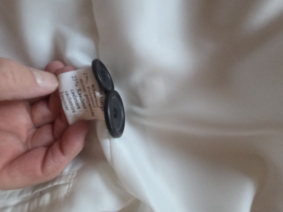 Haina de dama din stofa alba