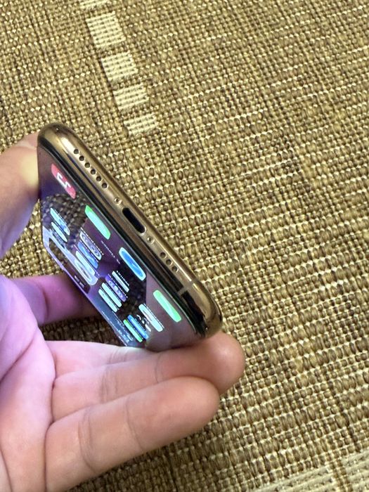 iPhone 11 pro Golb 64g