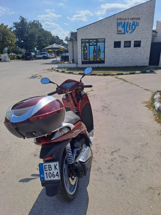 Скутер Honda sh 300