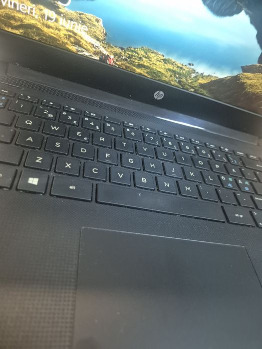 Laptop HP 14-bp083no / 4GB RAM ddr3 , 128 SSD ,  14inch
