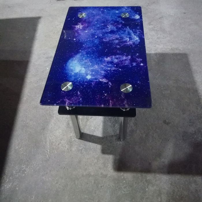 Jurnalniy stol oynadan