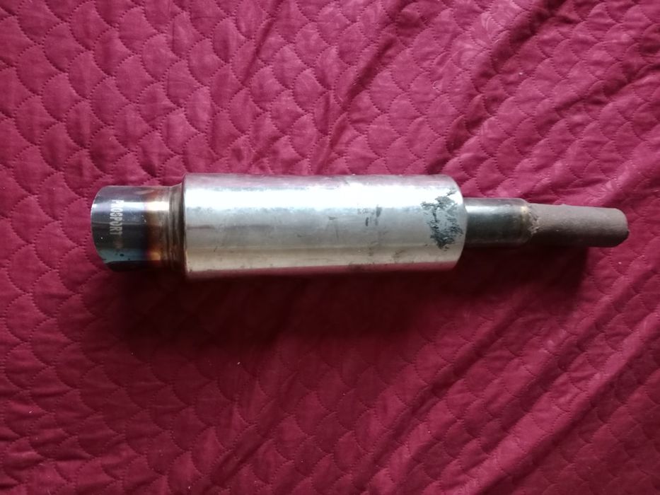 Глушитель на машину