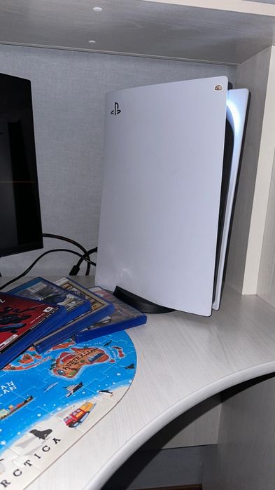 Playstation 5 в отличном состоянии