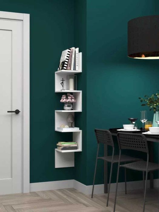 Полка настенная навесная угловая деревянная для книг цветов