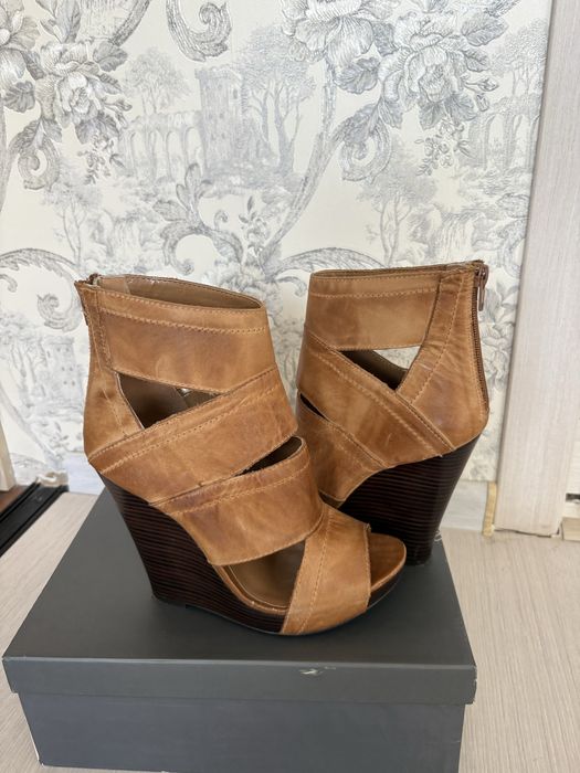 Туфли кожаные супермодные