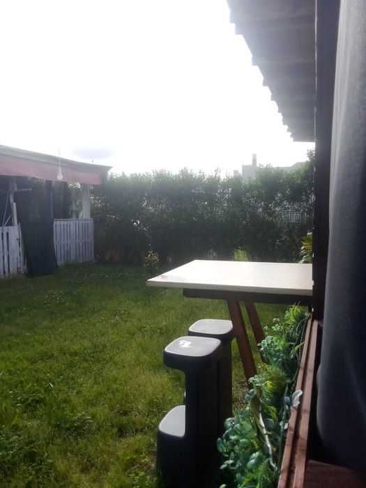 Продава каравана в Кариани, на 100 м. от брега- 8000 евро