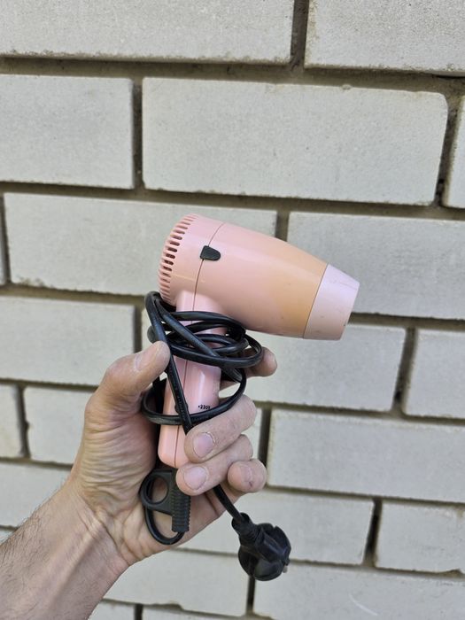 Фен карманный на 120-220V