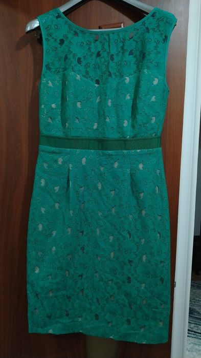 Платье разные новый