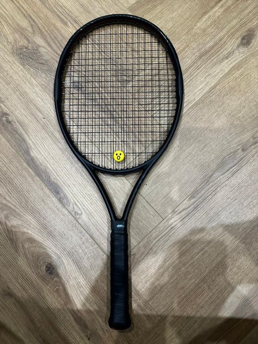 Ракетка теннисная