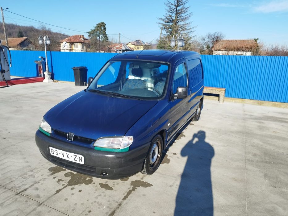 Proprietar, vând Peugeot partener cu fiscal s-au fără