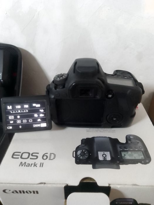 CANON 6D ll.В перфектно състояние и на малко кадри.