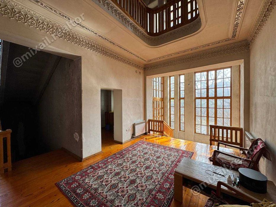 Продается 5-комн Дом, 309 м2, 9,33 сот, ор-р гостиница Россия (87648)